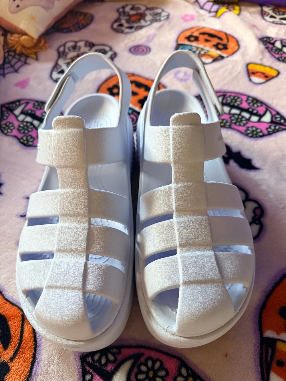 Women’s White Crocs Fisherman Sandals